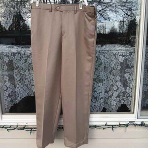 Croft & Barrow Men's dress Slacks Classic Fit Flat Front Size 38 x 34 NWT Khaki